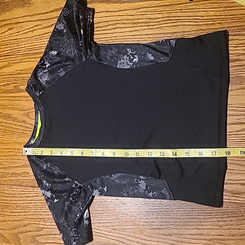 Champion Black and Gray Camouflage Athletic Set - Boy's XS - Picture 7 of 13